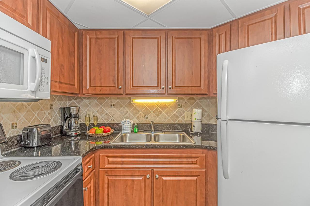 Oceanview 1 Bedroom Suite Landmark Resort 548 Perfect For A Couple Or Party Of 4 Myrtle Beach Eksteriør bilde